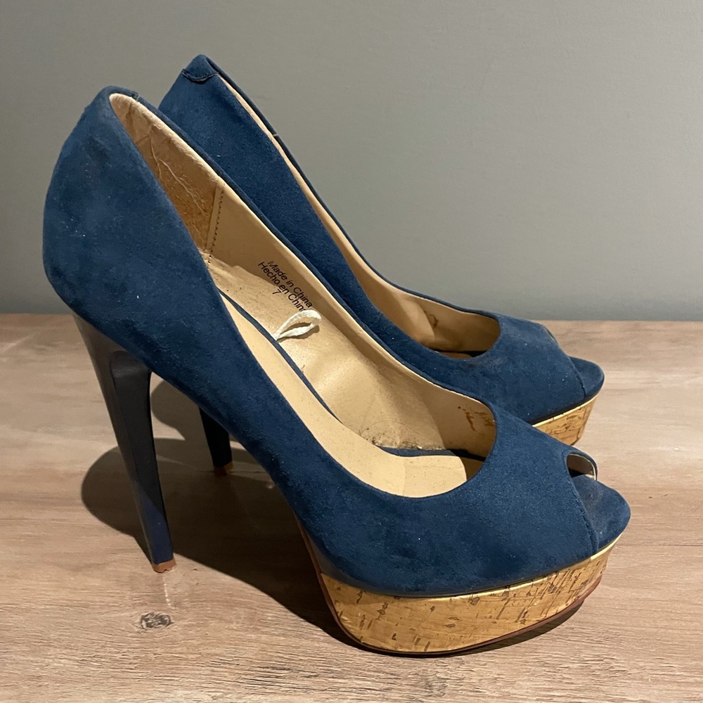 Forever 21 pumps